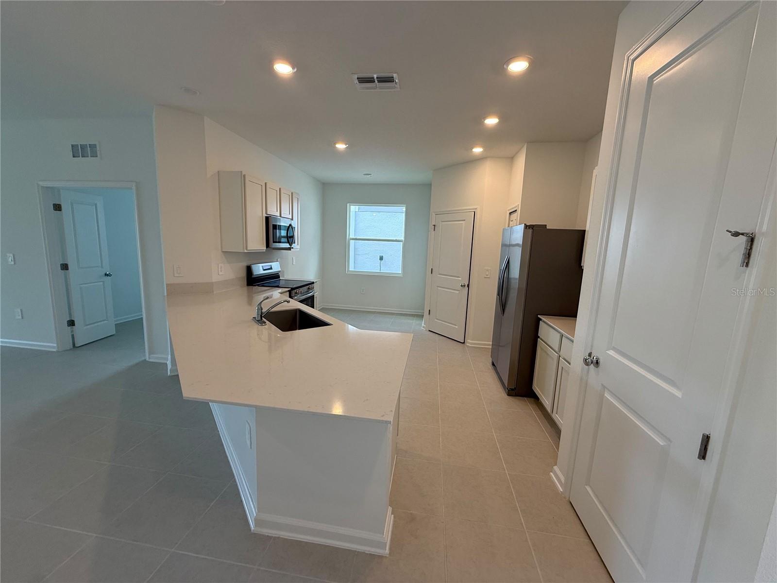 Photo 6 of the property at 3216 Alpine Way Unit A