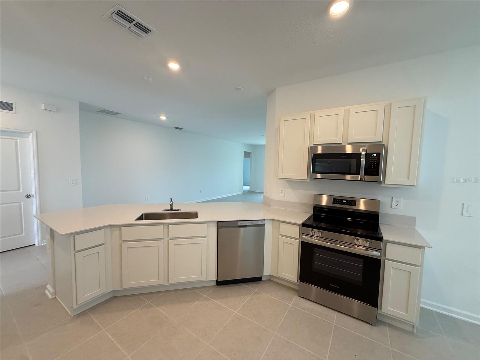 Photo 7 of the property at 3216 Alpine Way Unit A