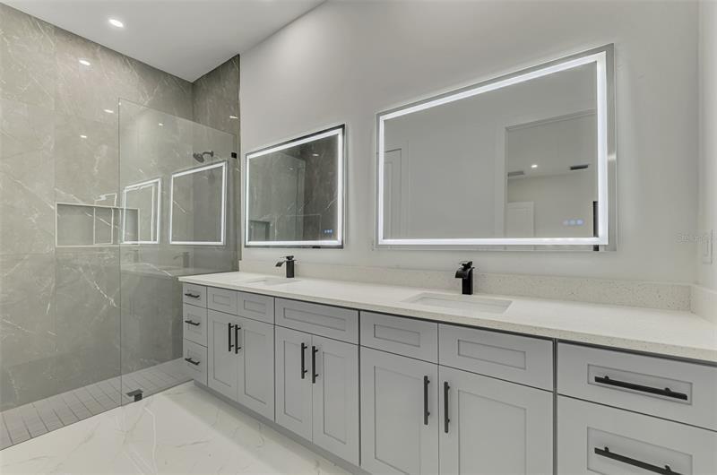 Photo 32 of the property at 9468 Attica Cir