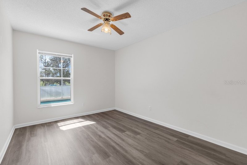 Photo 13 of the property at 15746 Autumn Glen Ave
