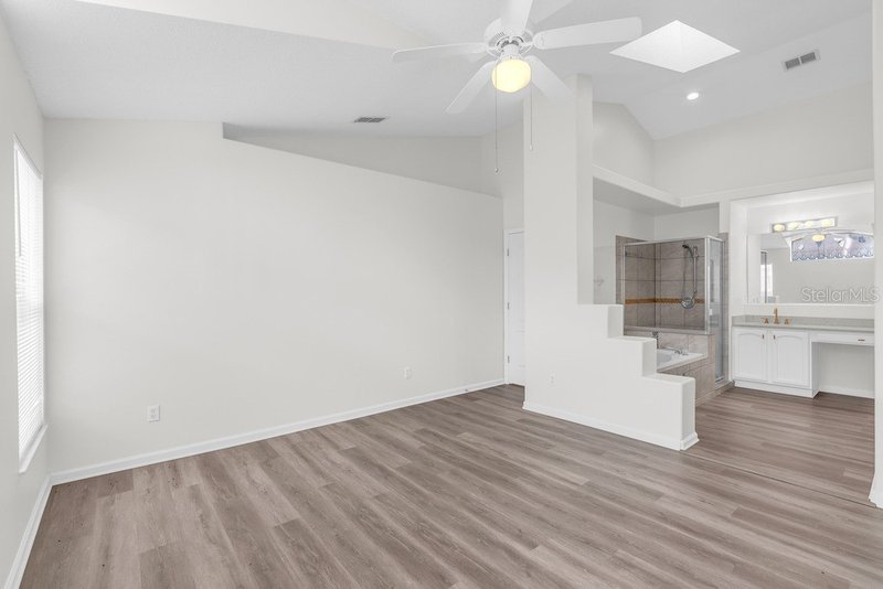 Photo 18 of the property at 15746 Autumn Glen Ave