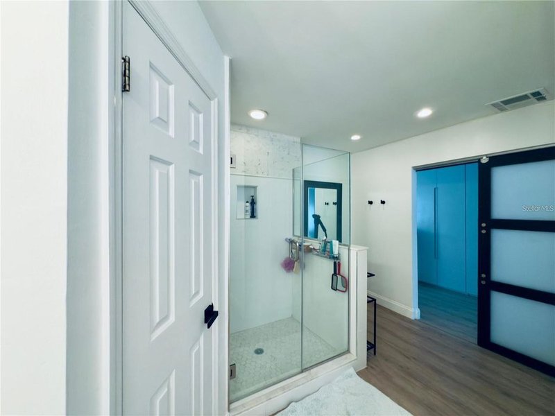 Photo 25 of the property at 8113 Breeze Cove Lane