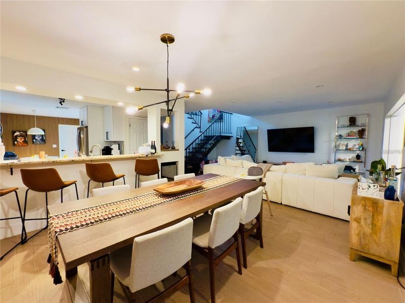 Photo 6 of the property at 8113 Breeze Cove Lane