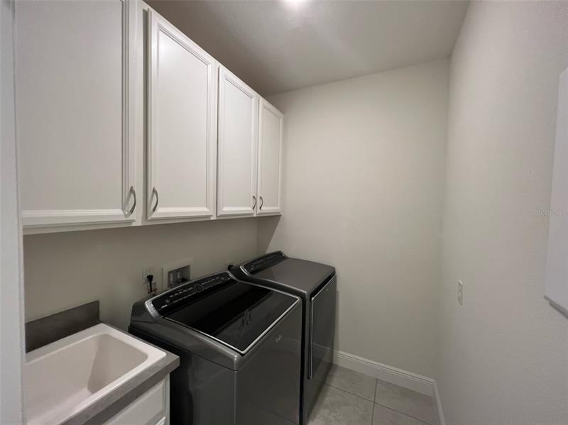 Photo 16 of the property at 8794 Crescendo Ave
