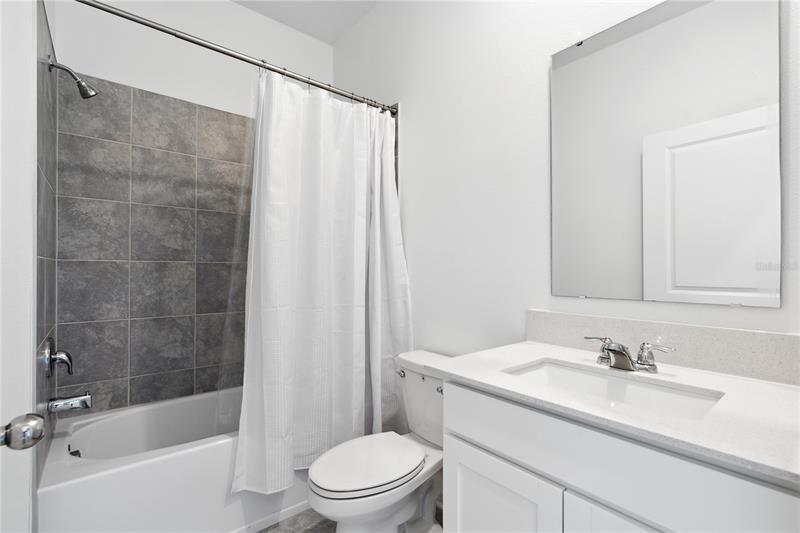 Photo 18 of the property at 716 Daring Dr