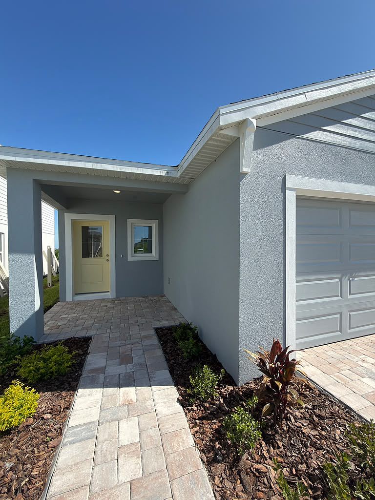 Photo 7 of the property at 1952 Diamond Head Cir