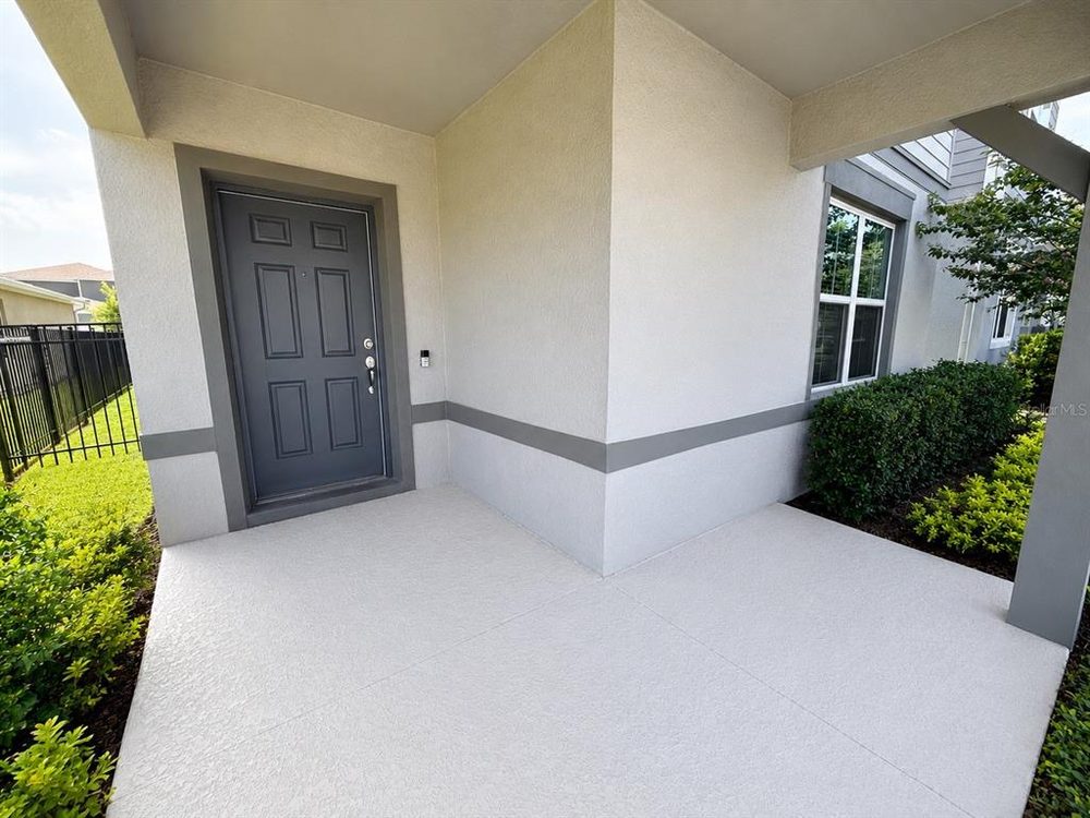 Photo 12 of the property at 4083 Feather Tree Dr