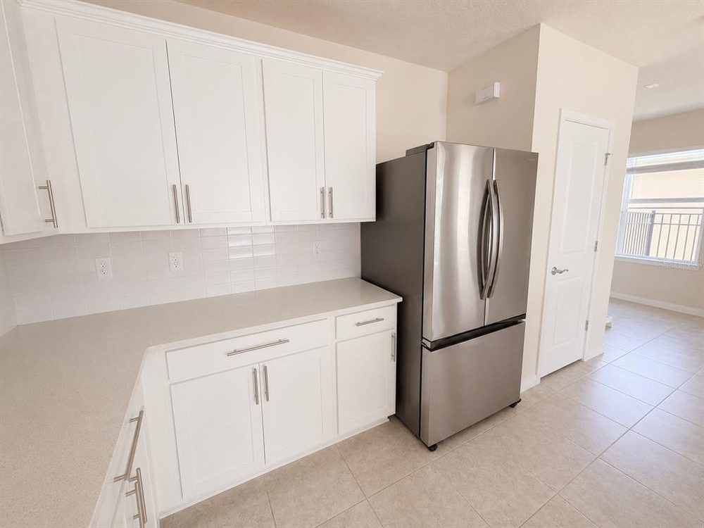 Photo 8 of the property at 4083 Feather Tree Dr