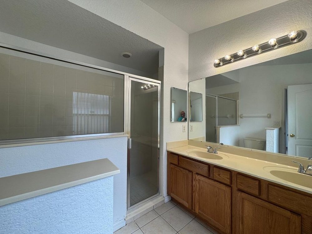 Photo 12 of the property at 1536 N Hampton Dr