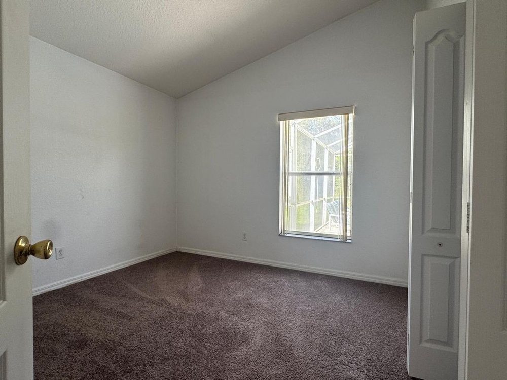 Photo 14 of the property at 1536 N Hampton Dr