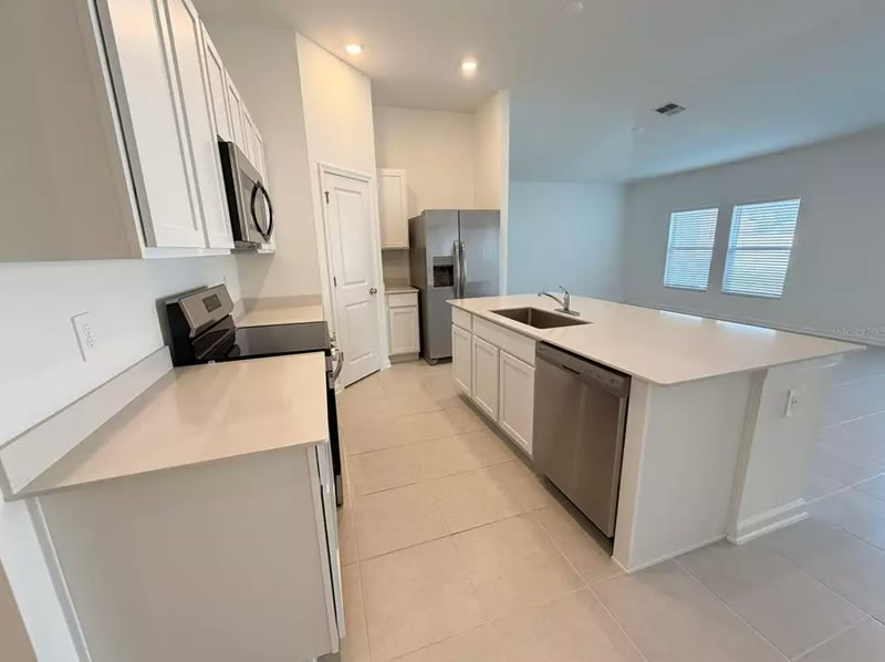 Photo 3 of the property at 1432 Loxley Trail