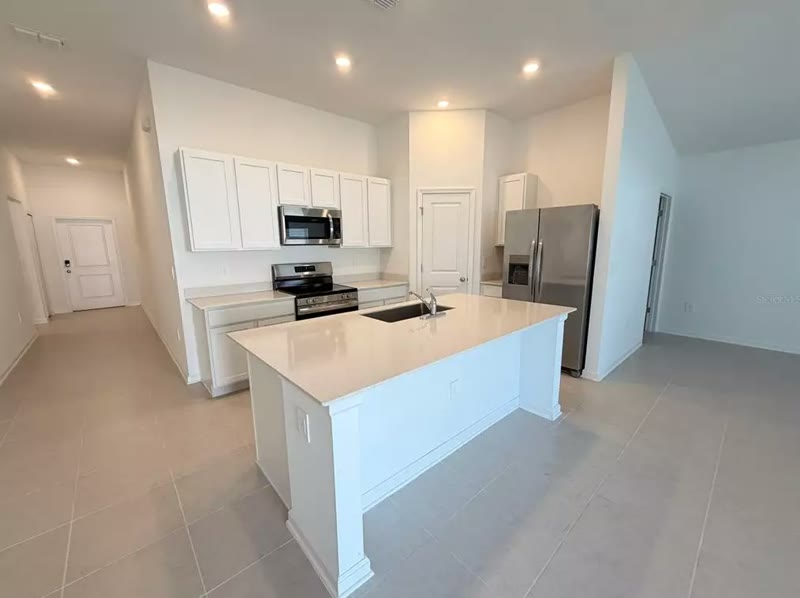 Photo 5 of the property at 1432 Loxley Trail