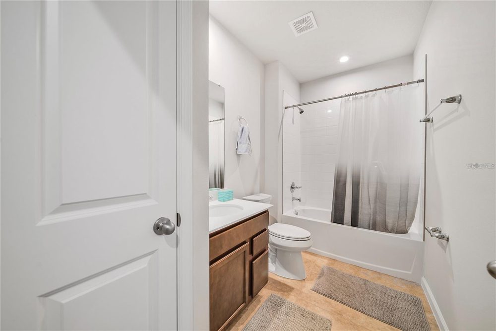 Photo 16 of the property at 5736 Mast Avenue