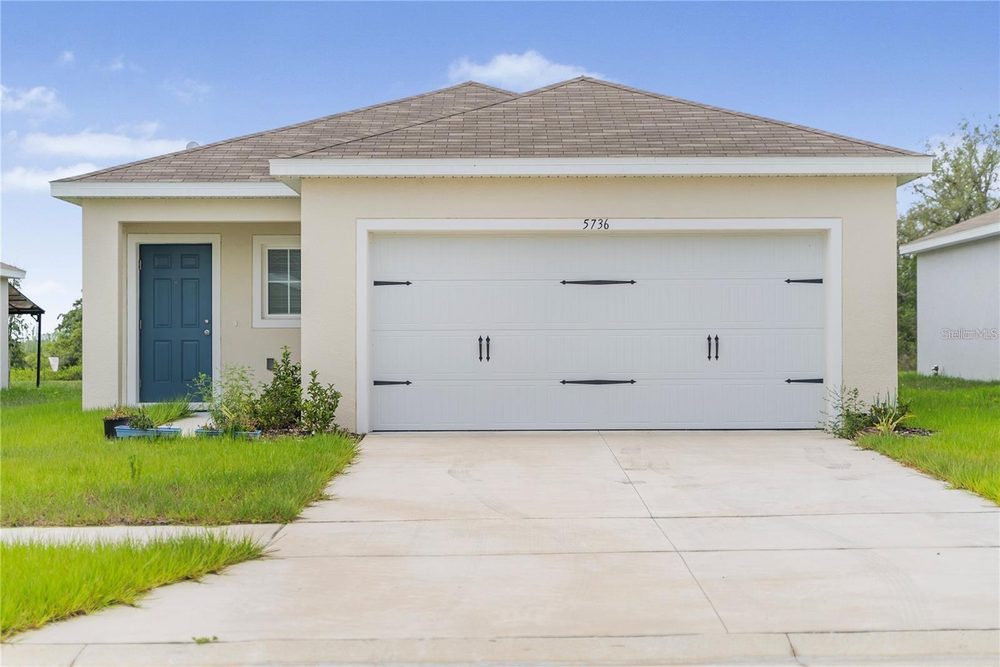 Photo 5 of the property at 5736 Mast Avenue