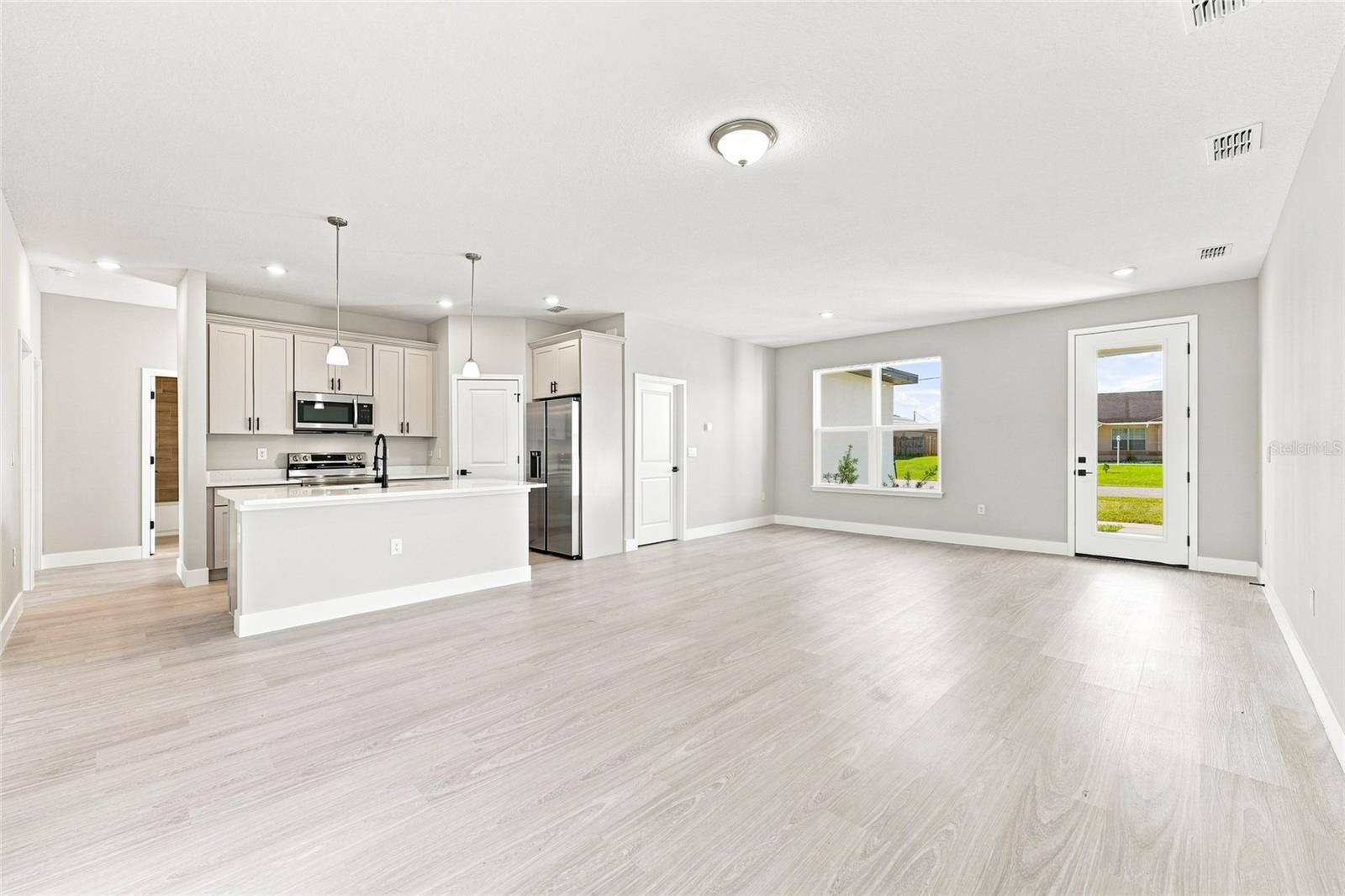 Photo 17 of the property at 4793 SW 136th St