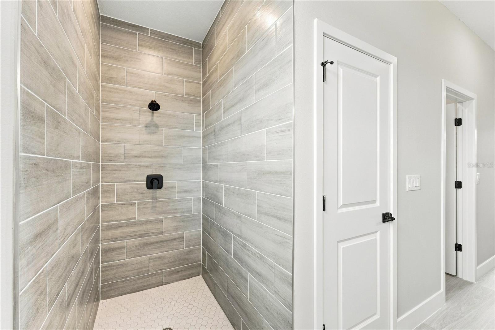 Photo 9 of the property at 4793 SW 136th St