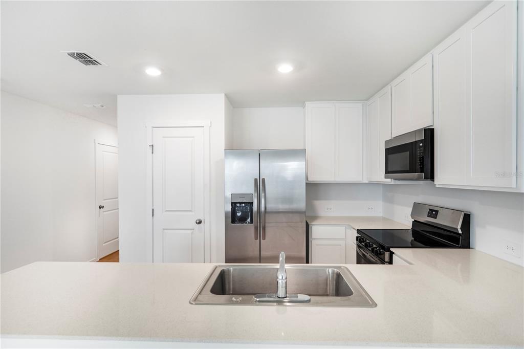 Photo 14 of the property at 1566 Plank Pl