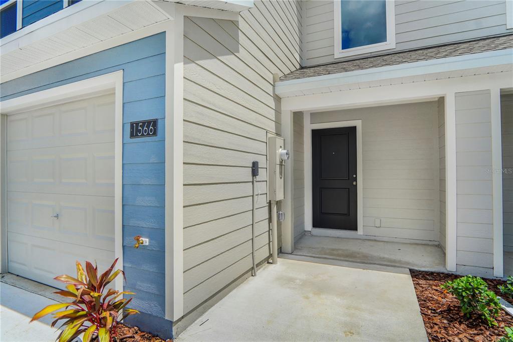 Photo 5 of the property at 1566 Plank Pl