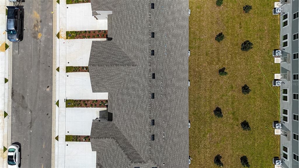 Photo 8 of the property at 1566 Plank Pl