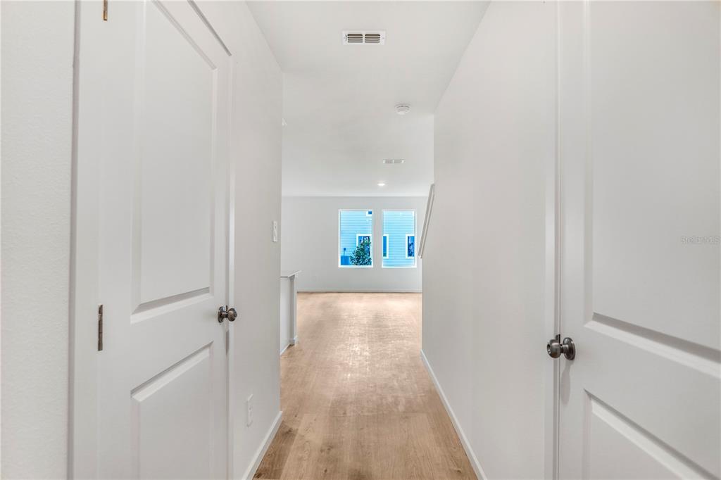 Photo 9 of the property at 1566 Plank Pl