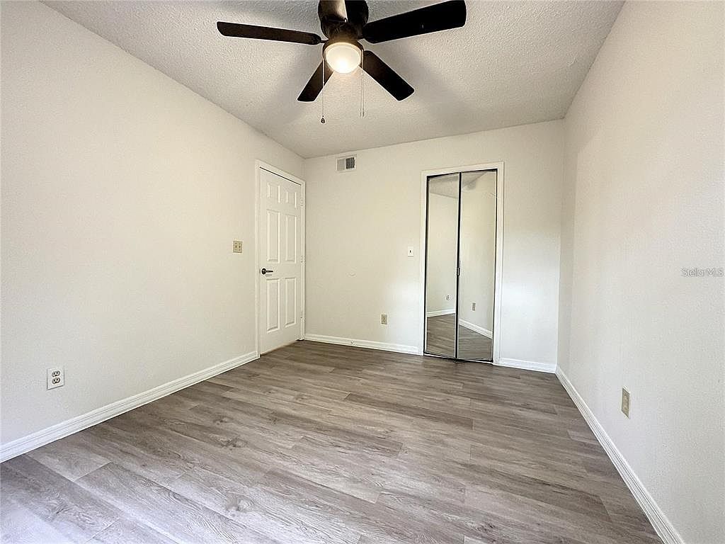 Photo 11 of the property at 2717 N Poinciana Blvd APT 173