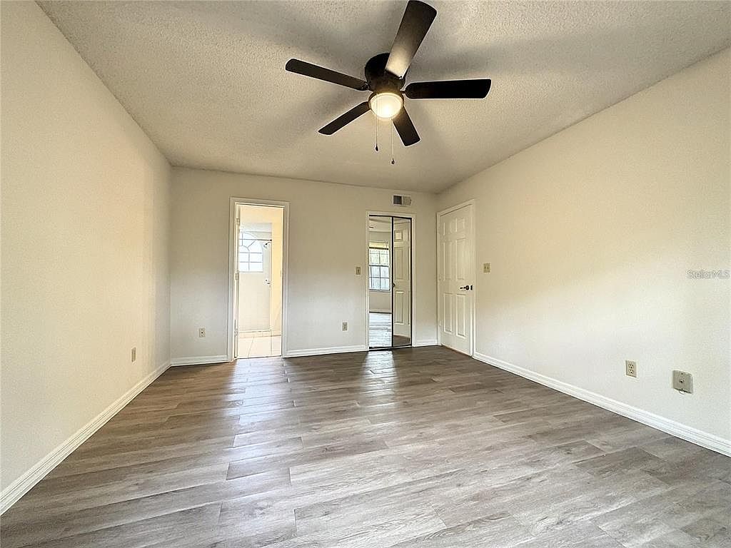 Photo 12 of the property at 2717 N Poinciana Blvd APT 173