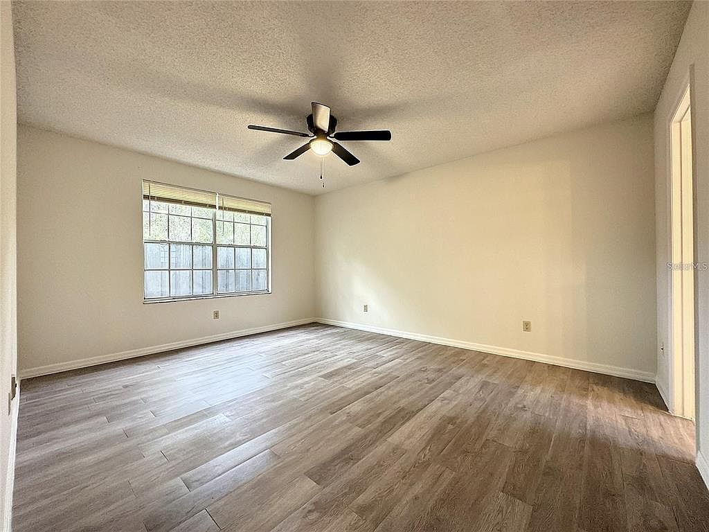 Photo 17 of the property at 2717 N Poinciana Blvd APT 173