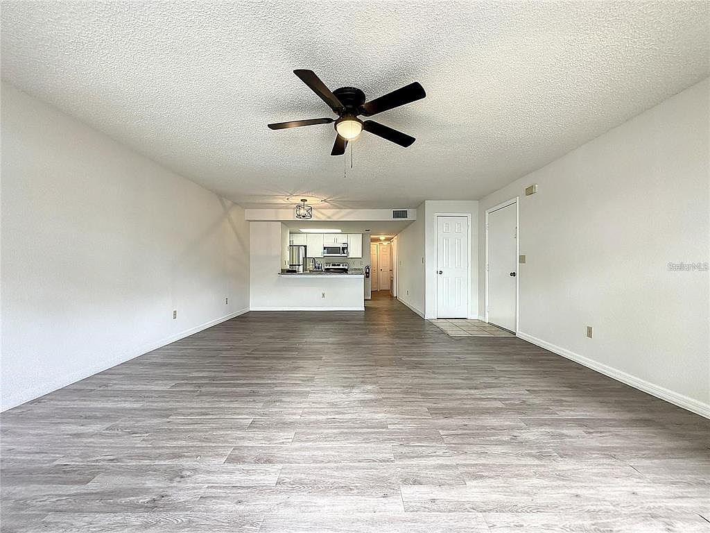 Photo 6 of the property at 2717 N Poinciana Blvd APT 173