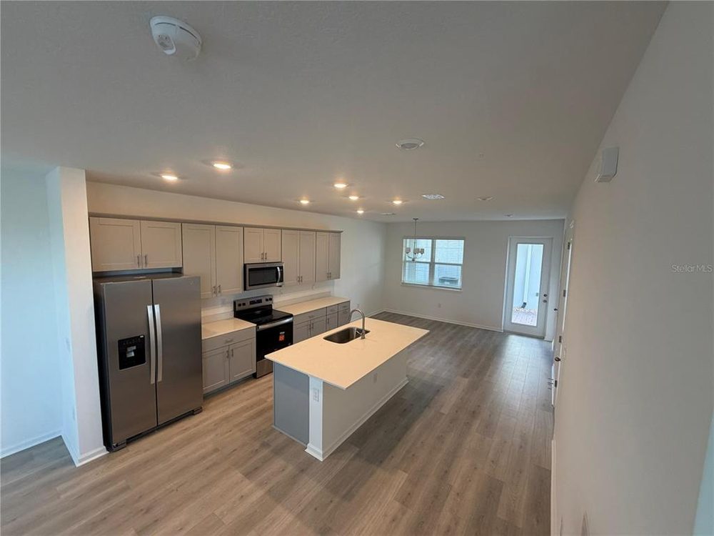 Photo 13 of the property at 17740 Porter Rd