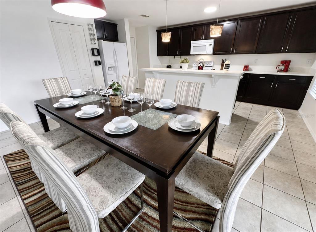 Photo 6 of the property at 4722 Ruby Red Ln