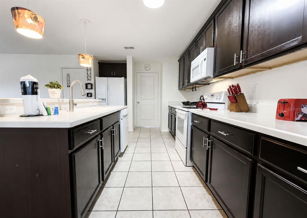 Photo 7 of the property at 4722 Ruby Red Ln