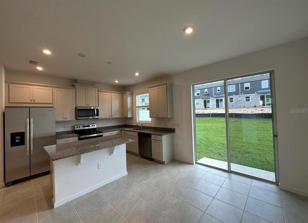 Photo 4 of the property at 1166 Seaside Mist Trl