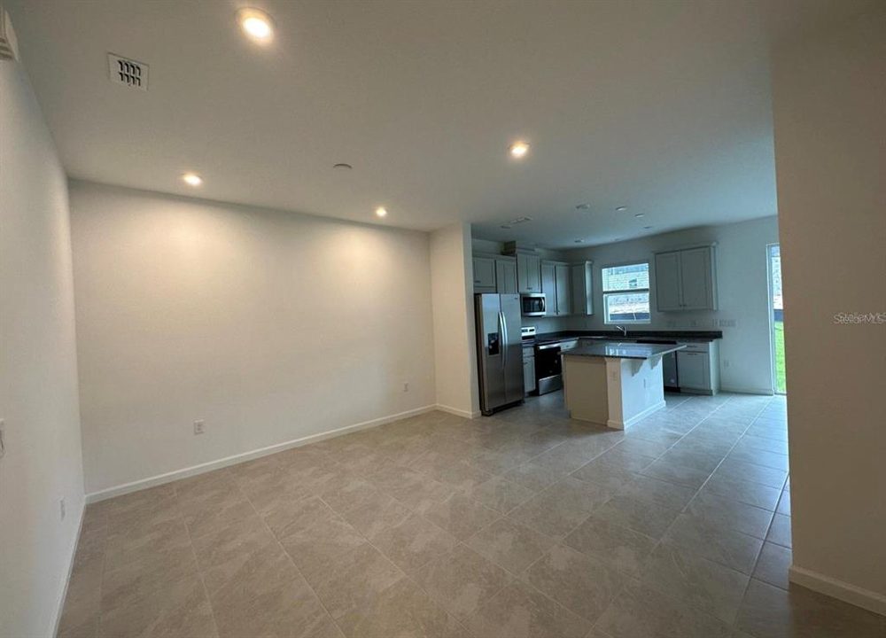 Photo 8 of the property at 1166 Seaside Mist Trl