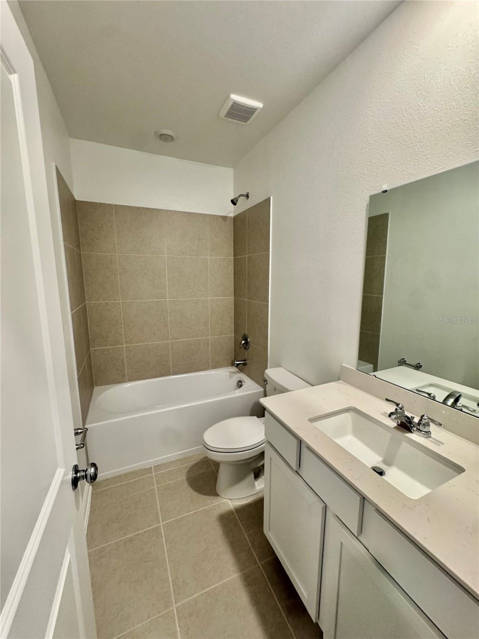 Photo 16 of the property at 2557 Skyline Loop