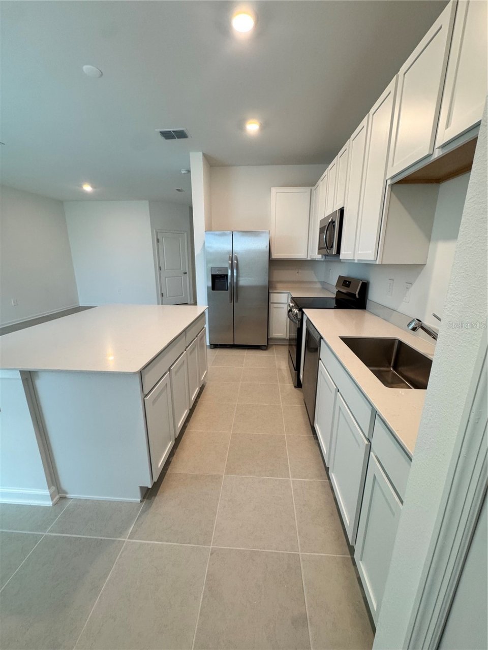 Photo 4 of the property at 2557 Skyline Loop