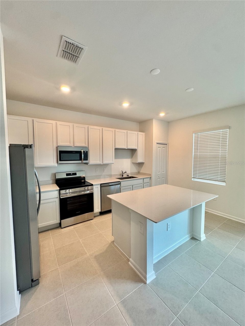 Photo 8 of the property at 2557 Skyline Loop